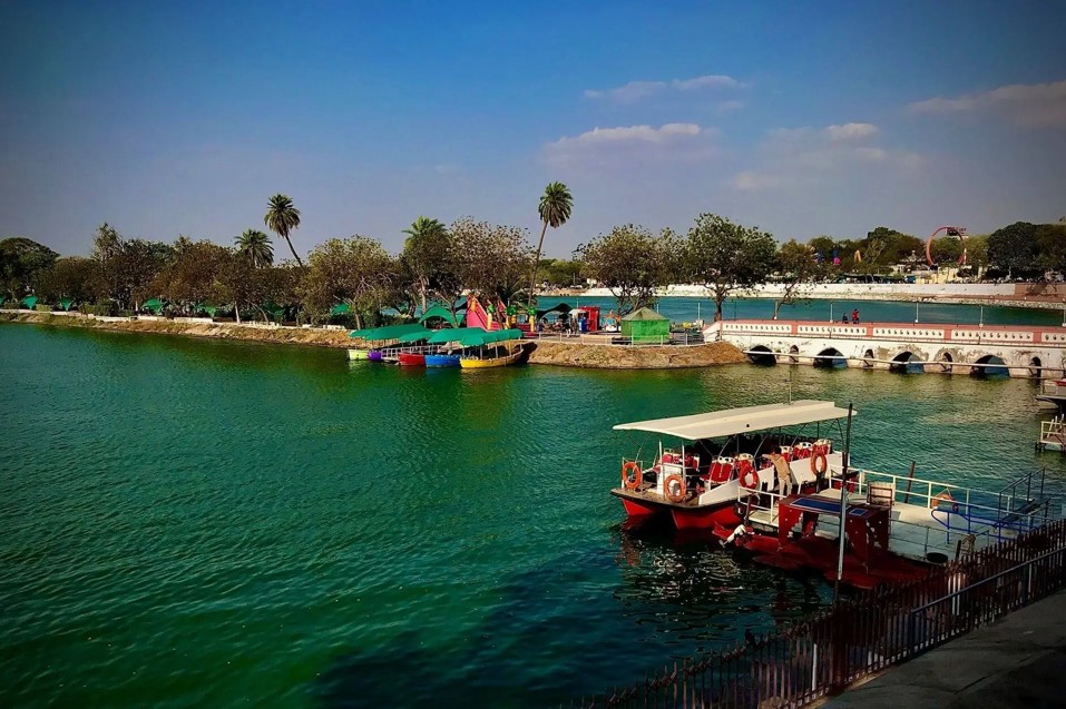 How to Experience the Best of Ahmedabad in a Day?